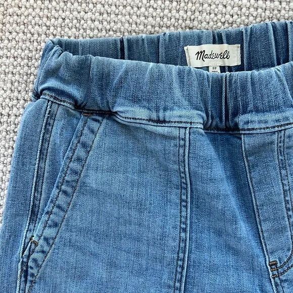 Madewell size small petit jeans- elastic waist. Never worn! - Picture 5 of 5
